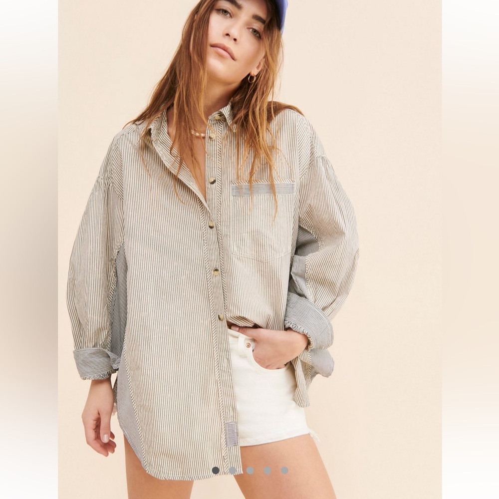 Free People Happy Hour Oxford button down- blue stripes